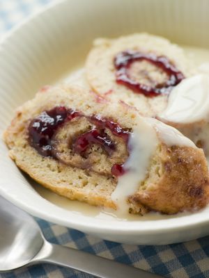 Jamy roly poly and custard