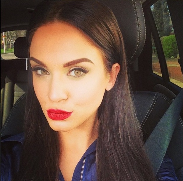 Geordie Vicky Pattison means business with fierce beauty look! - Beauty