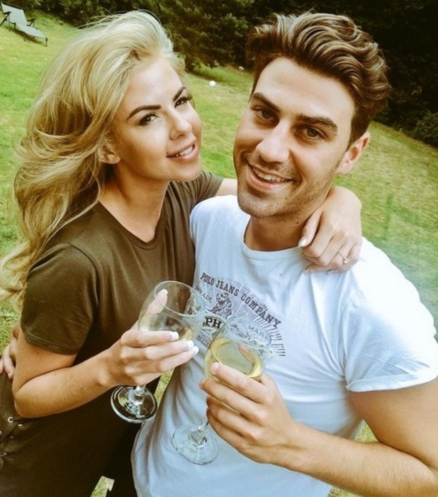 List 95+ Pictures Are Hannah And Jon From Love Island Together Sharp