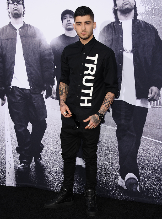 Zayn Malik Makes A Very Bold Statement In Truth Emblazoned Shirt Celebrity News News Reveal 