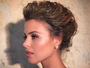 Nail Ibiza-chic like TOWIE's Chloe Lewis with these exact outfit ... - Reveal