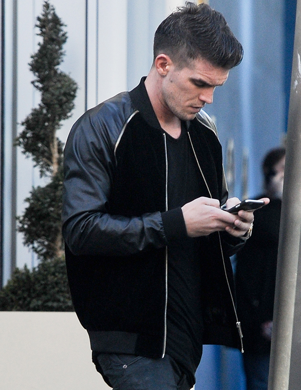 Geordie Shore star Gaz Beadle leave their London hotel
24 August 2016