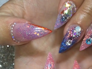 Ibiza Weekender star Imogen Townley shows off her ultra-jazzy ... - Reveal