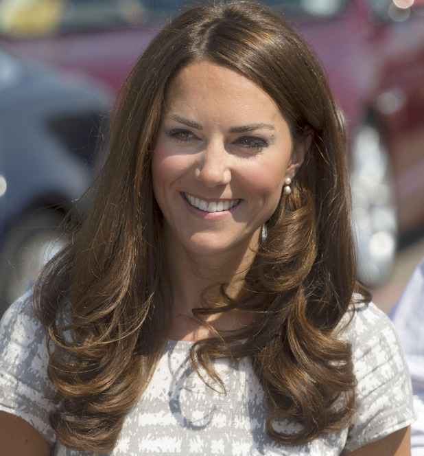 Here's how to do Kate Middleton's wavy hair at home - Beauty News - Reveal