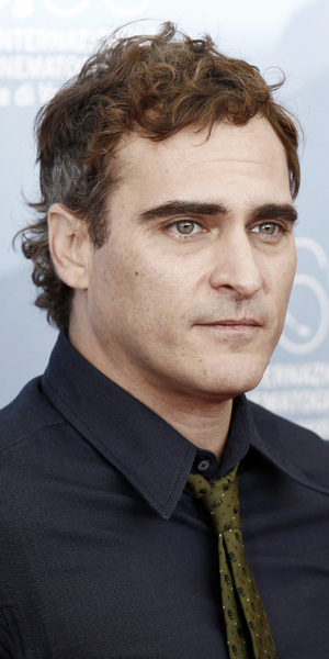 Joaquin Phoenix and Zac Efron are red carpet ready at Venice Film Fest ...