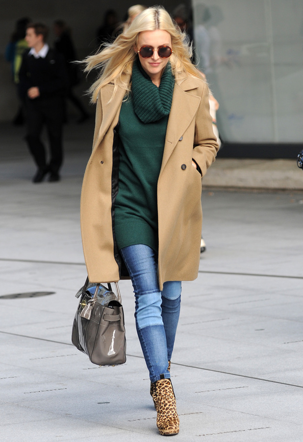 Fearne Cotton cosy in chic coat and leopard print ankle boots: picture ...