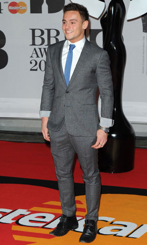 Tom Daley shows how to work a suit at The Brits: new photos - Celebrity ...