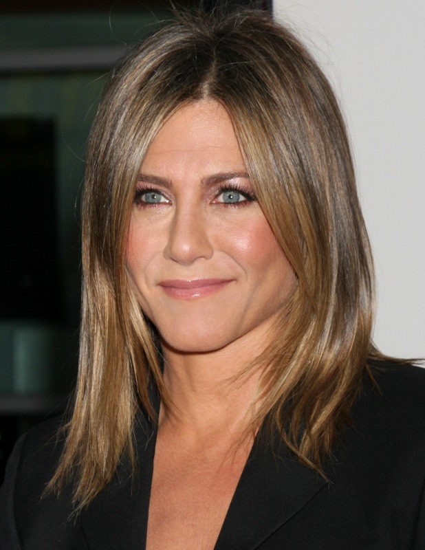 Jennifer Aniston sparkles in silver dress at Life of Crime premiere ...